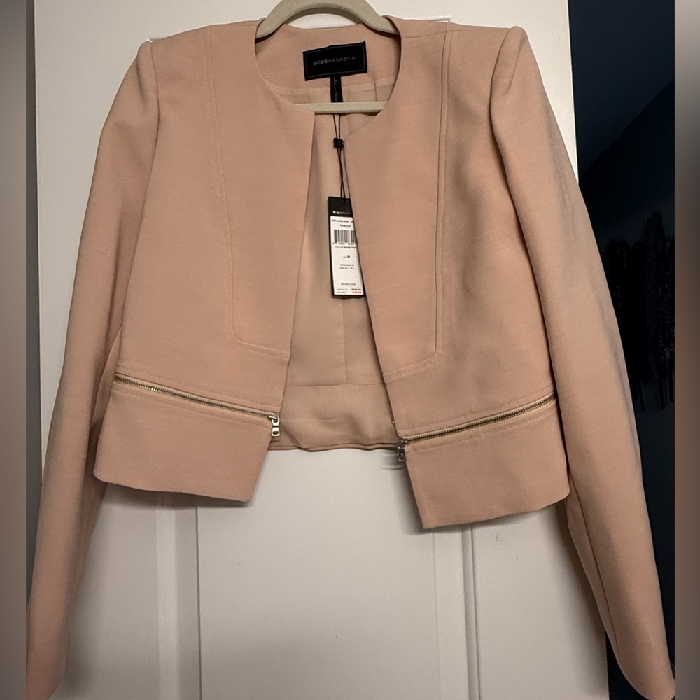 NWT BCBGMaxAzria Marcus Blazer in bare pink size M.